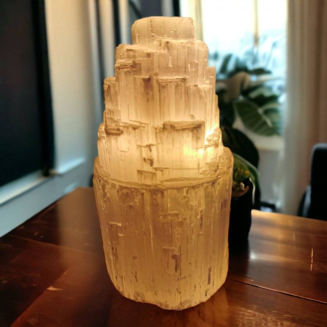 Lampa din selenit natural, 15 cm